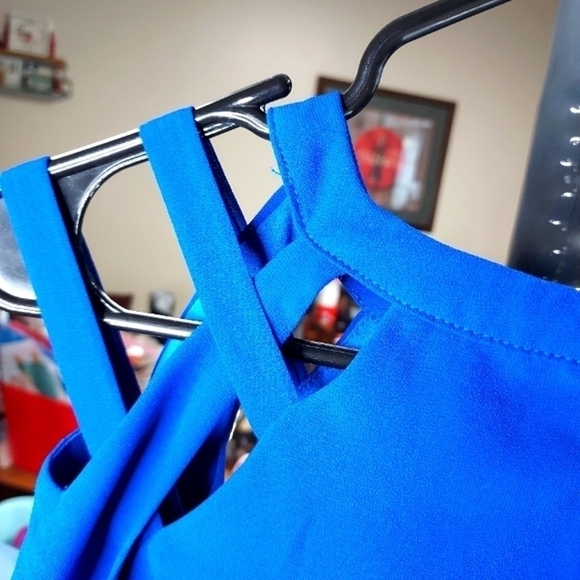 Loveriche Med royal blue dress open Shoulder - Picture 2 of 12